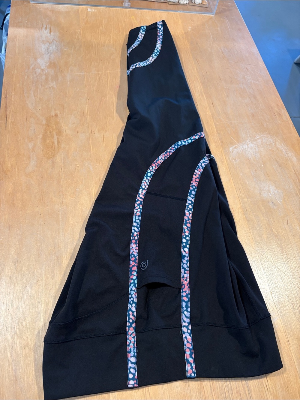 POP Fit ~ Black Leggings with Pink & Blue Contrast Trim